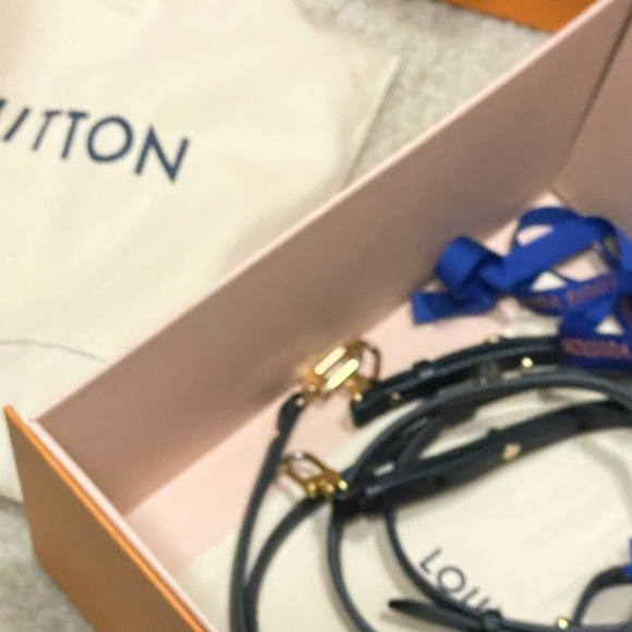 Authentic Louis Vuitton Palm Springs mini - Picture 15 of 16